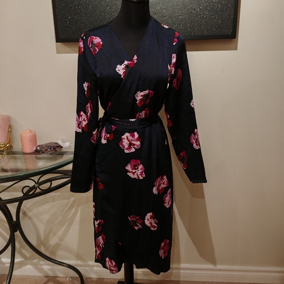 JOIE Floral Print Wrap Dress MILTONA In Midnight - Picture 16 of 17